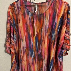 Dear Scarlett flowy top XL